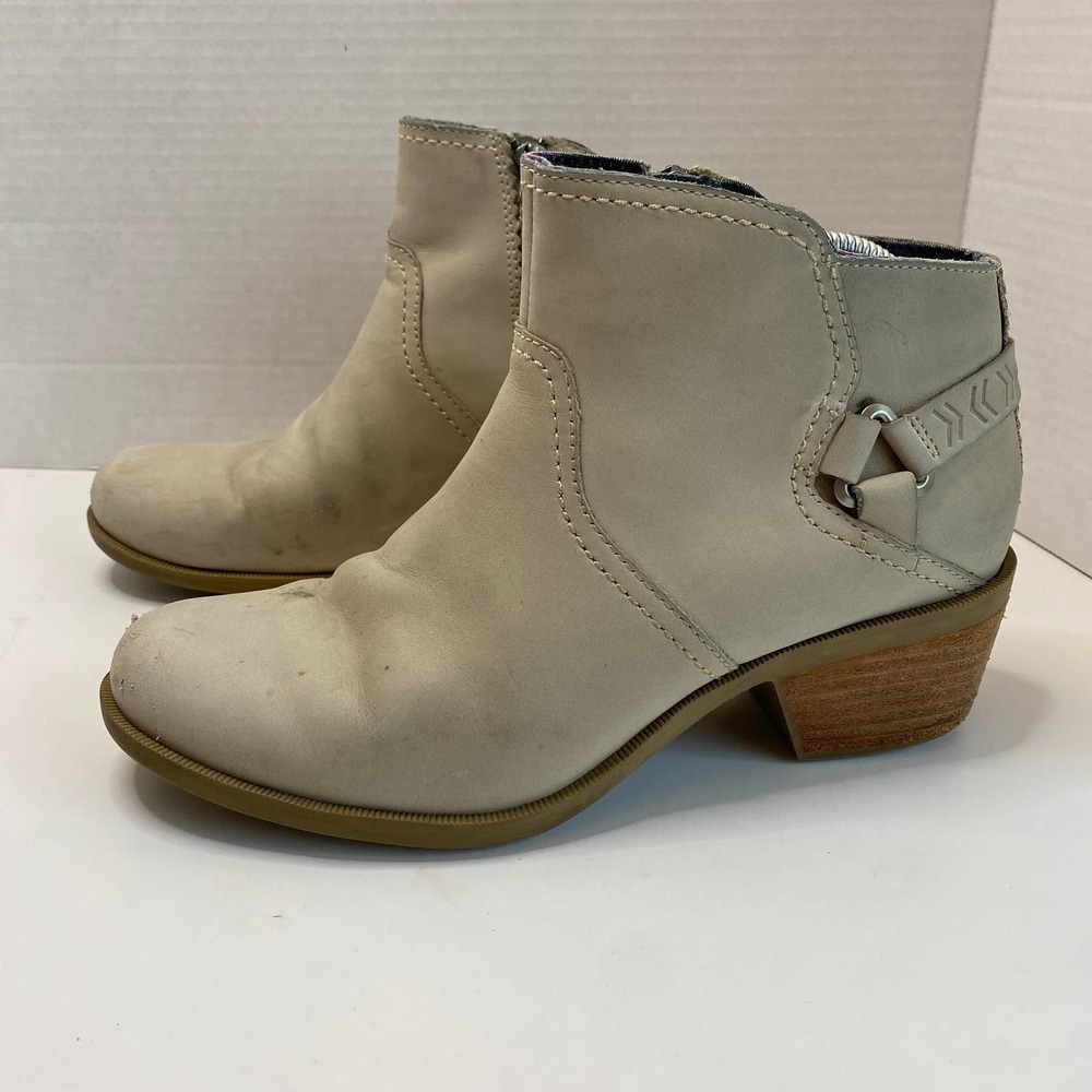 Teva Cream Ankle Boots